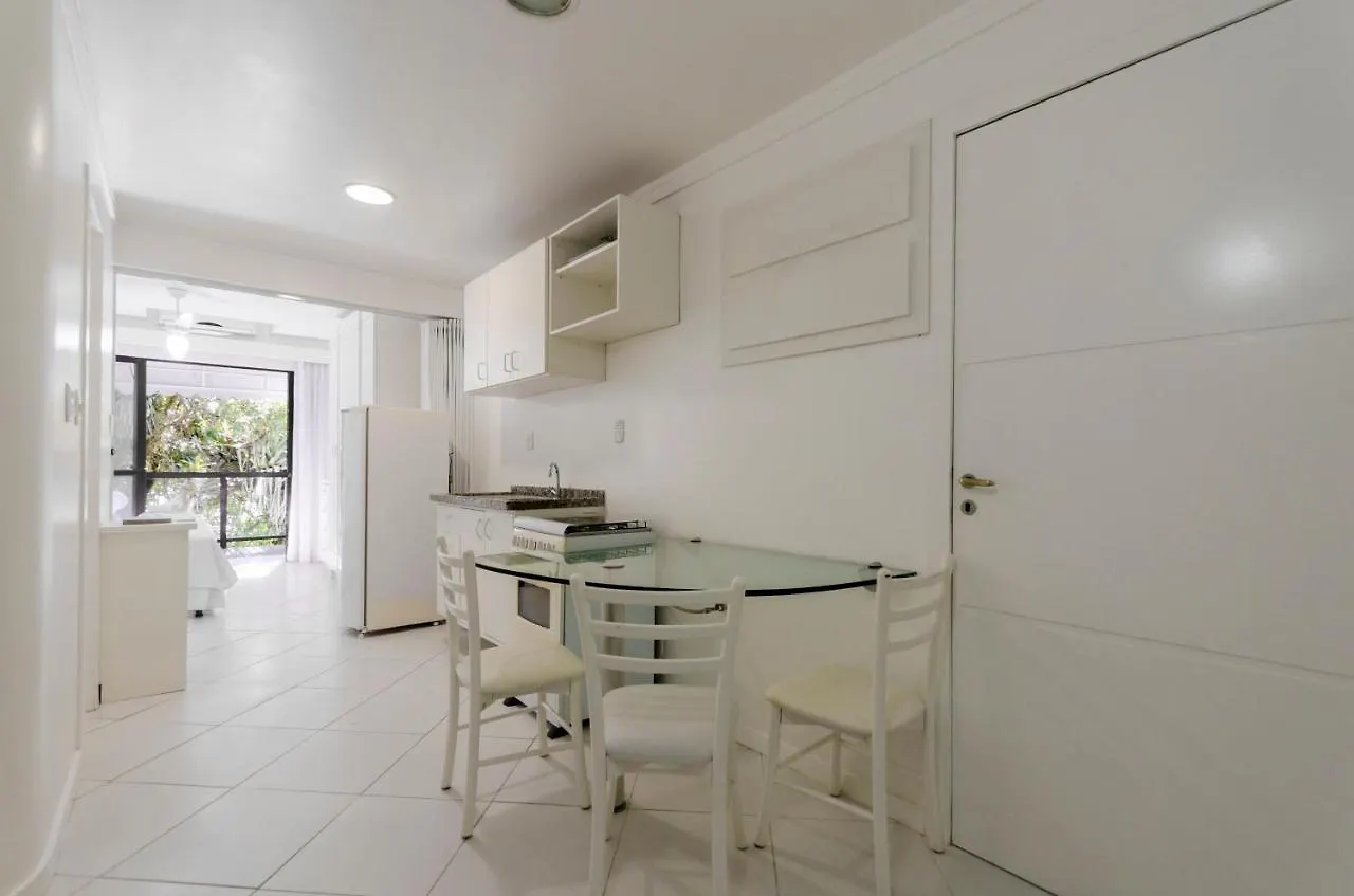 Apart Amanda Apartamento Bombinhas 0*,  Brasil